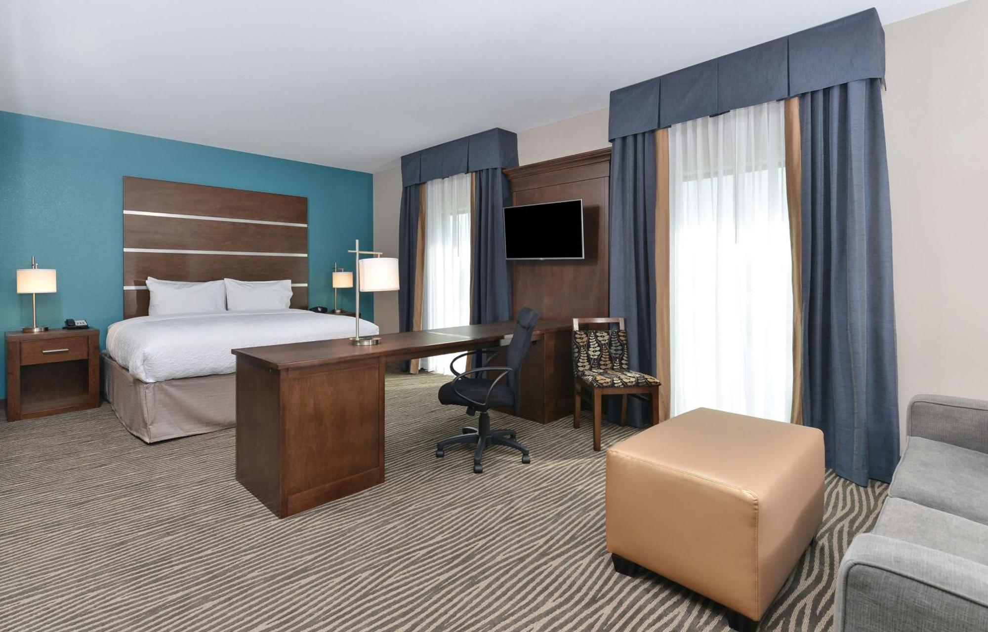 Hampton Inn & Suites Des Moines Downtown Exteriör bild